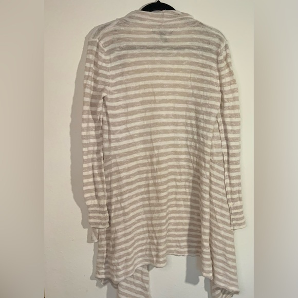 Forever 21 Long Sleeve Cardigan Small - Picture 2 of 2